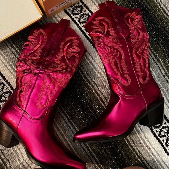 New 12th Tribe x Billini Danilo Cowboy Boots in Raspberry Metallic Size 7 - Picture 9 of 9